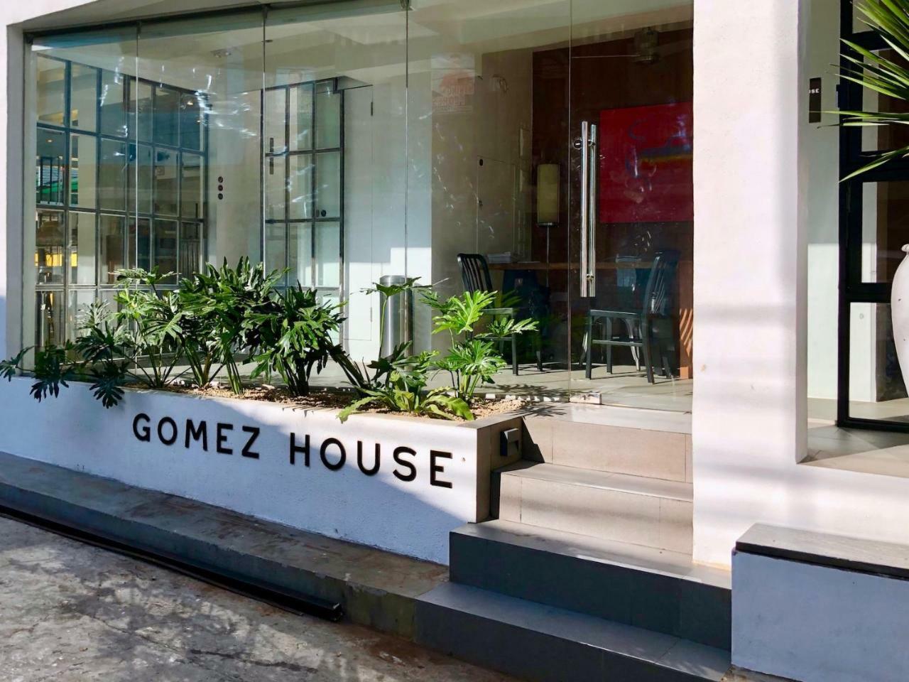 Gomez House Hotel Makati City Екстериор снимка